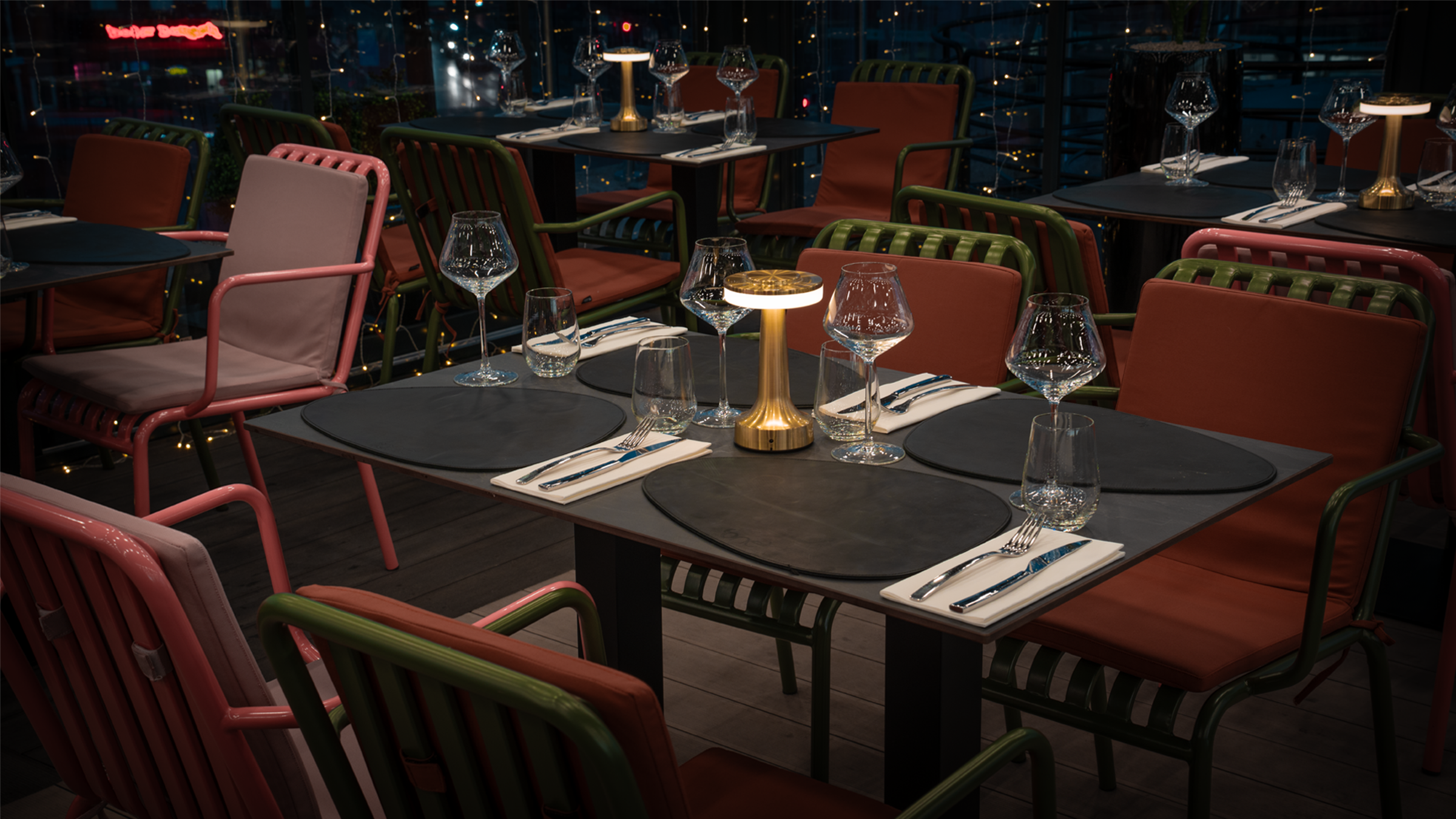 One Steakhouse Hull Interior